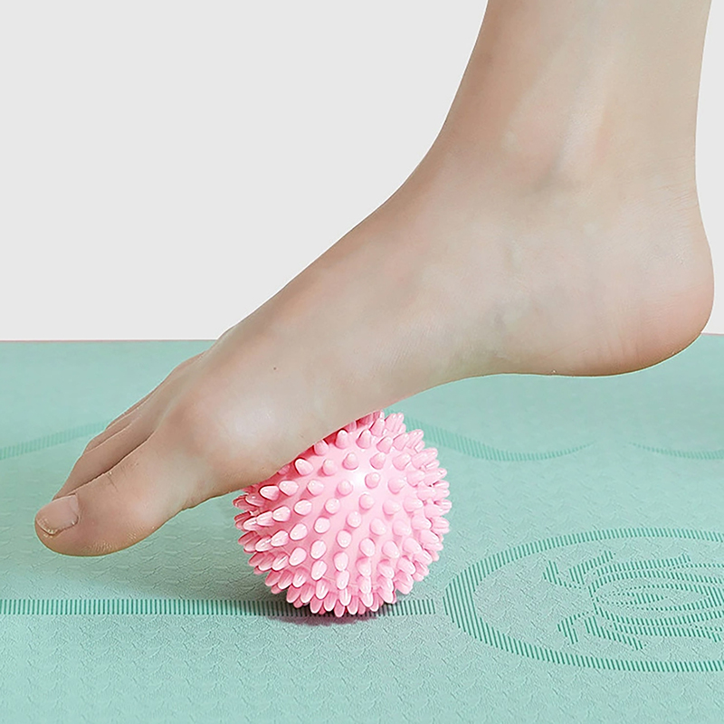 تدليك شائك الكرة 7 سنتيمتر 9 س - مراجعة Pilates Yoga Ball وسعره